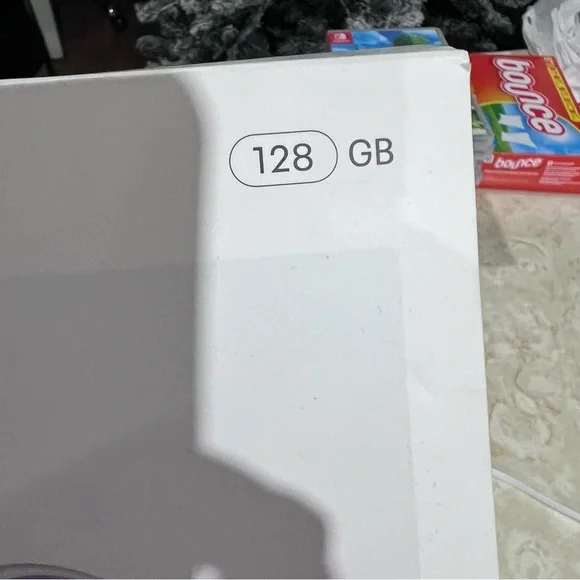 Oculus Quest 2 VR Headset 128 Gb - Picture 5 of 5